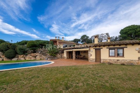 Dom w Santa Cristina d'Aro, Girona, Hiszpania 3 sypialnie, 284 mkw. nr 176975 – zdjęcie 12