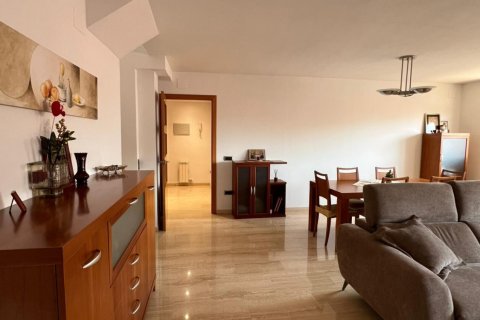 Bliźniak w Terrassa, Barcelona, Hiszpania 5 sypialni, 216 mkw. nr 173301 – zdjęcie 3