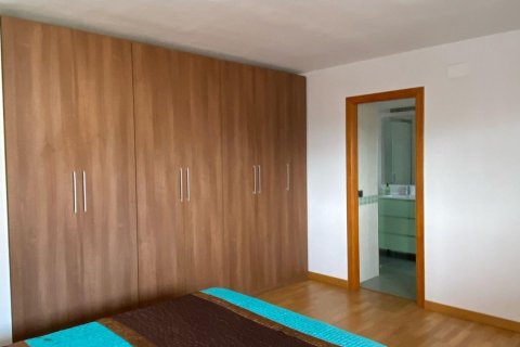 Bliźniak w Terrassa, Barcelona, Hiszpania 5 sypialni, 216 mkw. nr 173301 – zdjęcie 17
