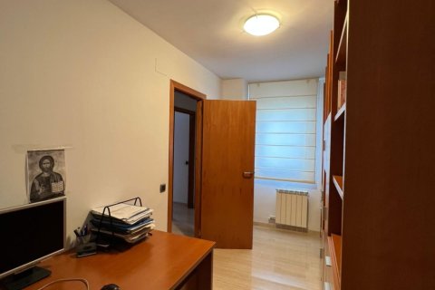 Bliźniak w Terrassa, Barcelona, Hiszpania 5 sypialni, 216 mkw. nr 173301 – zdjęcie 14