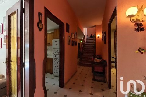 House à vendre à Lleida, Espagne, 3 chambres, 264 m2 No. 173306 - photo 16