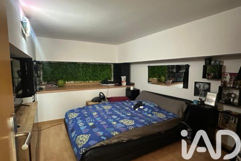 Duplex à vendre à Barcelona, Espagne, 2 chambres, 79 m2 No. 173303 - photo 20