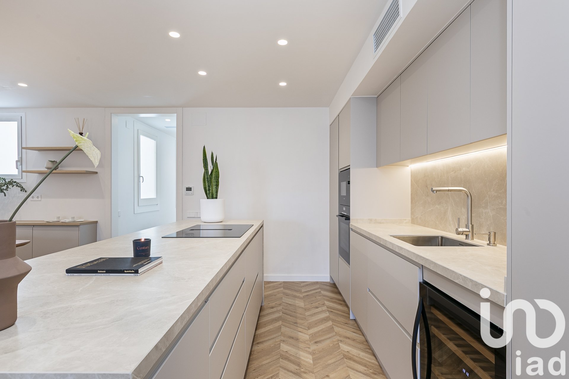Appartamento a Barcelona, Spagna 3 camere da letto, 162 mq. N° 173307