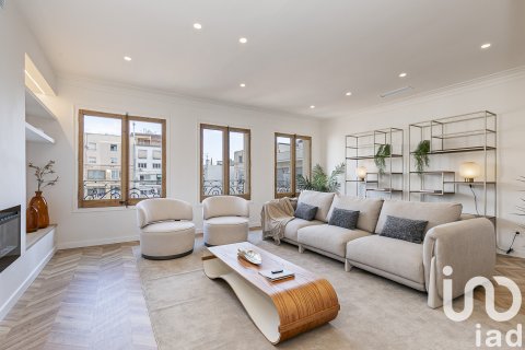 Appartamento in vendita a Barcelona, Spagna 3 camere da letto, 162 mq. N° 173307 - foto 2