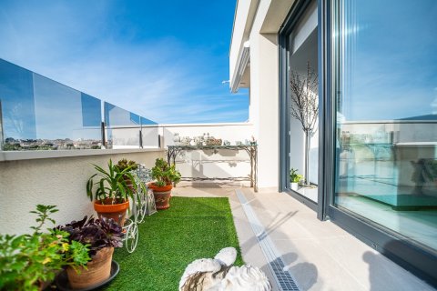 Apartment à vendre à Alicante, Espagne, 2 chambres, 75 m2 No. 194738 - photo 18