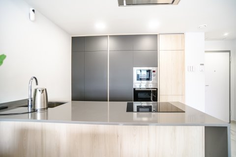 Apartment à vendre à Alicante, Espagne, 2 chambres, 75 m2 No. 194738 - photo 12