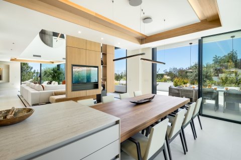 Villa for sale in Marbella, Malaga, Spain 8 bedrooms, 983 sq.m. No. 194737 - photo 9