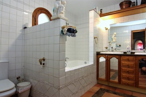 Villa en venta Benissa, Alicante, España 8 dormitorios, 392 m2 No. 80621 - foto 12