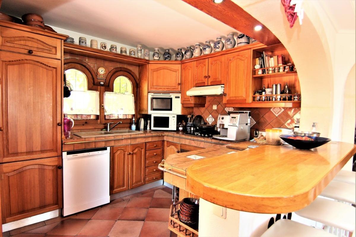 Вилла в Бенисса, Аликанте, Испания 8 спален, 392м2 №80621
