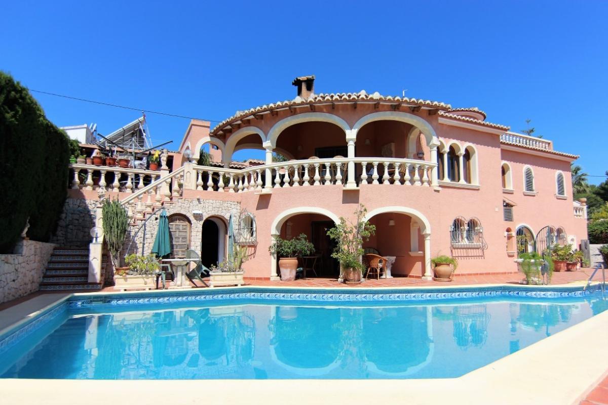 Вилла в Бенисса, Аликанте, Испания 8 спален, 392м2 №80621