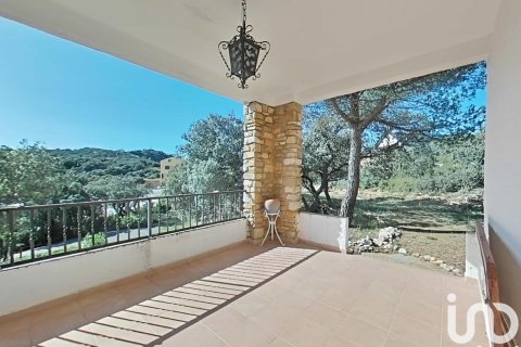 House in Ager, Lleida, Spain 5 bedrooms, 252 sq.m. No. 153835