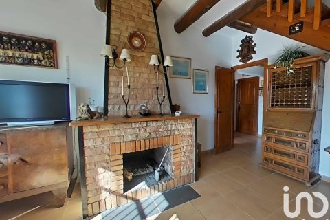 Dom w Ager, Lleida, Hiszpania 5 sypialni, 252 mkw. nr 153835 – zdjęcie 4