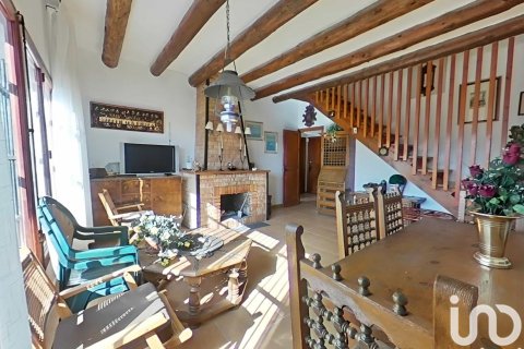 Dom w Ager, Lleida, Hiszpania 5 sypialni, 252 mkw. nr 153835 – zdjęcie 5