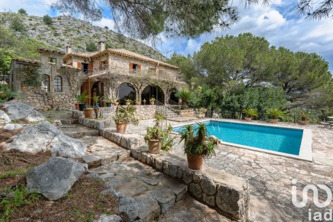 House for sale in Pollenca, Mallorca, Spain 10 bedrooms, 1200 sq.m. No. 153837 - photo 2