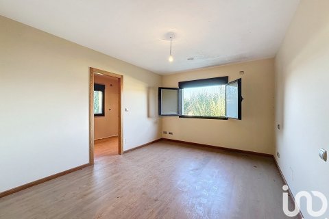 Hus till salu i Boiro, A Coruna, Spanien 4 sovrum, 541 kvm. Nr. 153836 - foto 13