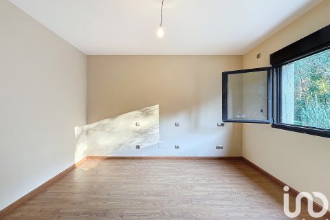 Hus till salu i Boiro, A Coruna, Spanien 4 sovrum, 541 kvm. Nr. 153836 - foto 15