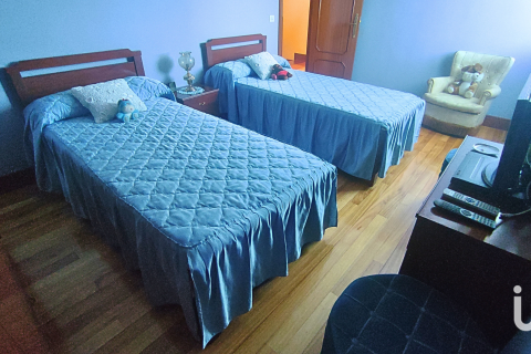 Сasa en venta en Bermeo, Vizcaya, España 5 dormitorios, 270 m2 No. 153839 - foto 17