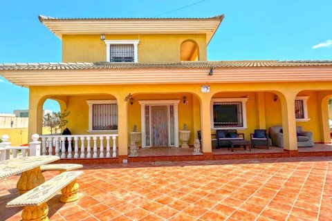Villa à vendre Los Balcones, Alicante, Espagne, 6 chambres, 340 m2 No. 114554 - photo 6