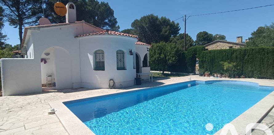 House à L'Ametlla de Mar, Tarragona, Espagne 4 chambres, 210 m2 No. 172577