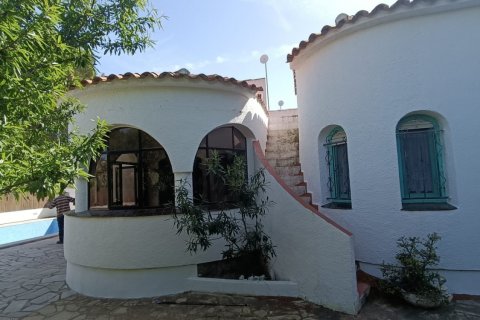 House à vendre à L'Ametlla de Mar, Tarragona, Espagne, 4 chambres, 210 m2 No. 172577 - photo 15