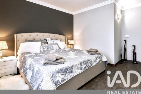 Huoneisto myytävänä Adeje, Tenerife, Espanja, 2 makuuhuonetta,  No. 172581 - kuva 2