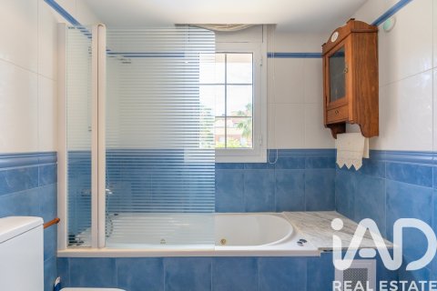Сasa en venta en Salou, Tarragona, España 6 dormitorios, 685 m2 No. 172575 - foto 26