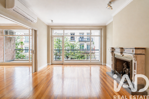 Apartment in Madrid, Spain 4 bedrooms, 290 sq.m. No. 172578
