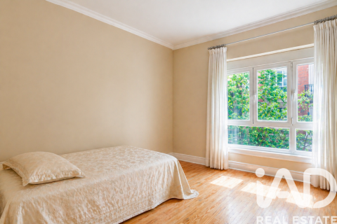 Apartament w Madrid, Hiszpania 4 sypialnie, 290 mkw. nr 172578 – zdjęcie 14