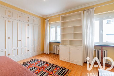 Apartament w Madrid, Hiszpania 4 sypialnie, 290 mkw. nr 172578 – zdjęcie 15
