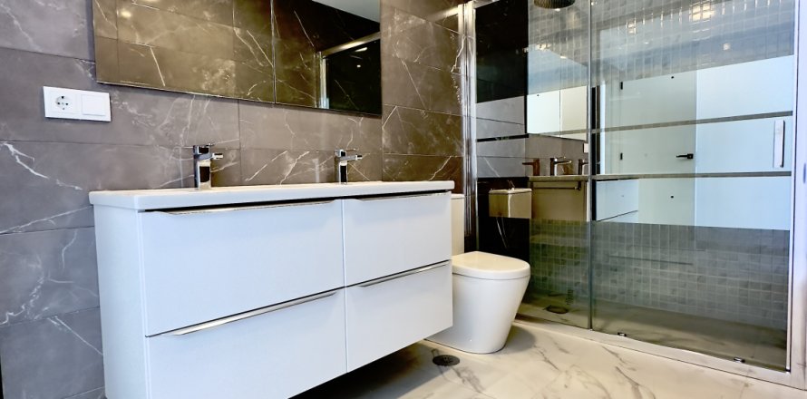 Вилла в Сьюдад Кесада, Аликанте, Испания 4 спальни, 260м2 №161345