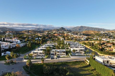 Willa w Estepona, Malaga, Hiszpania 4 sypialnie, 359.29 mkw. nr 174281 – zdjęcie 4