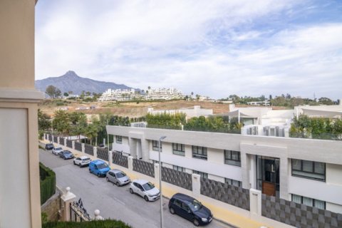 Huoneisto myytävänä Marbella, Malaga, Espanja, 3 makuuhuonetta, 255 m2 No. 133959 - kuva 21