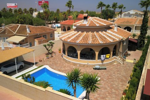 Villa en venta en Benijófar, Alicante, España 3 dormitorios, 120 m2 No. 115756 - foto 1