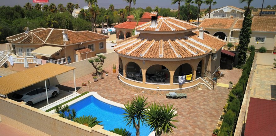 Villa en Benijófar, Alicante, España 3 dormitorios, 120 m2 No. 115756