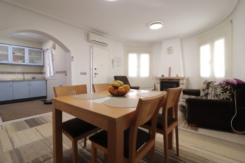 Villa for sale Benijofar, Alicante, Spain 3 bedrooms, 120 sq.m. No. 115756 - photo 8