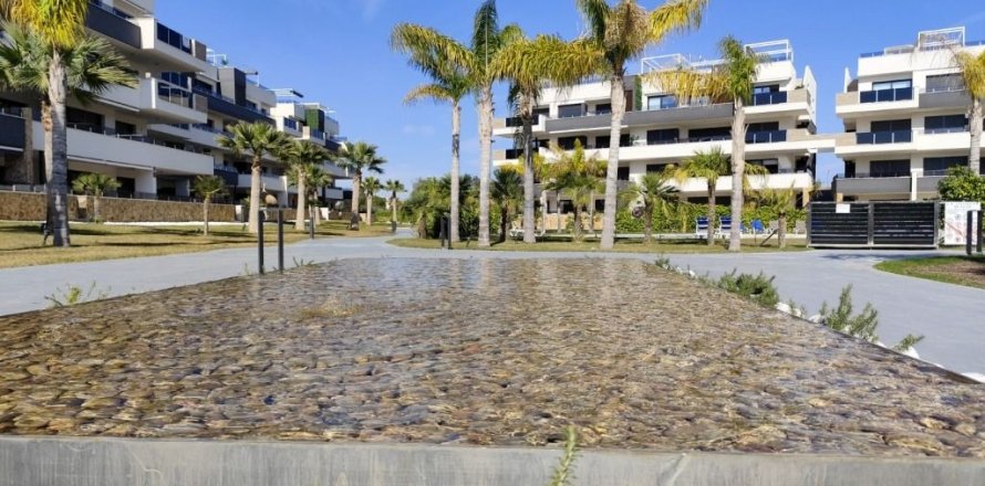 Apartment in Alicante, Spain 2 bedrooms, 79 sq.m. No. 115757