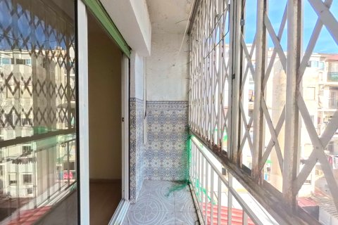 Wohnung zum Verkauf in Badalona, Barcelona, Spanien 1 Schlafzimmer, 24 m2 Nr. 191484 - Foto 1