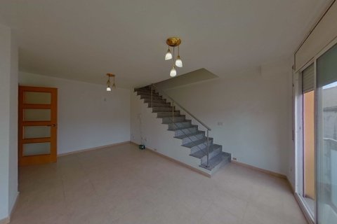 Apartament w Torrelles de Foix, Barcelona, Hiszpania 3 sypialnie, 119 mkw. nr 191479 – zdjęcie 5