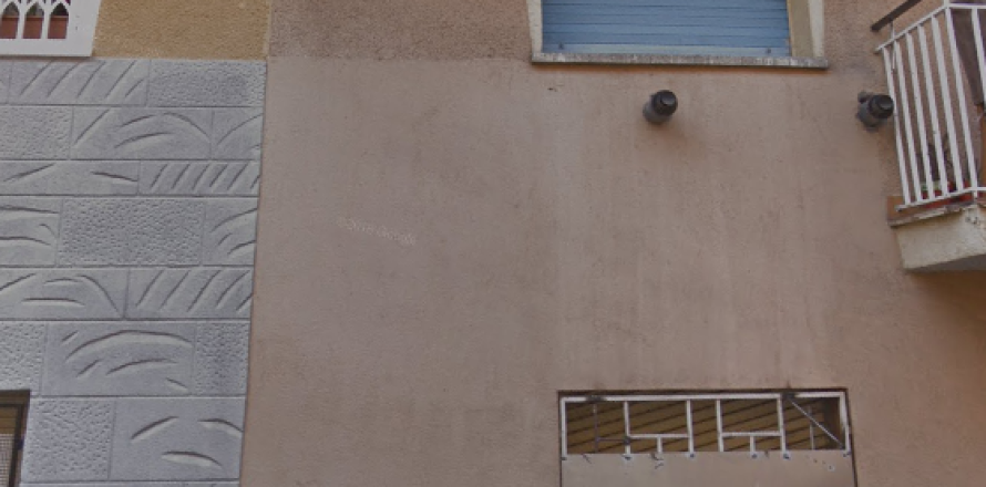 Dzīvoklis Santa Coloma de Gramenet, Barcelona, Spānijā 4 istabas, 86 m2 Nr. 191573