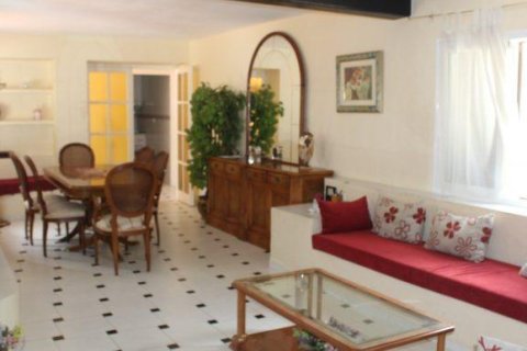 Huvila myytävänä Villamartin, Alicante, Espanja, 4 makuuhuonetta, 300 m2 No. 189409 - kuva 7