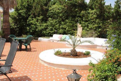 Huvila myytävänä Villamartin, Alicante, Espanja, 4 makuuhuonetta, 300 m2 No. 189409 - kuva 8