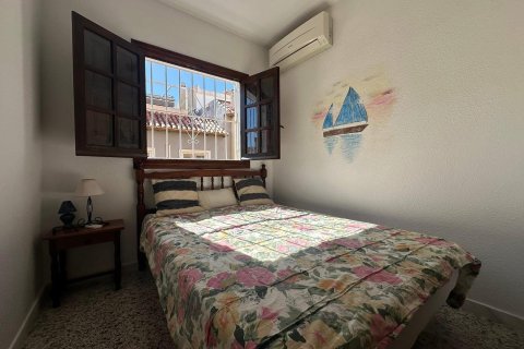 Townhouse for sale in Cabo Cervera-Playa la Mata, Alicante, Spain 2 bedrooms, 75 sq.m. No. 189407 - photo 14