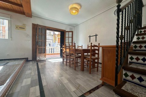 Townhouse for sale in Cabo Cervera-Playa la Mata, Alicante, Spain 2 bedrooms, 75 sq.m. No. 189407 - photo 3
