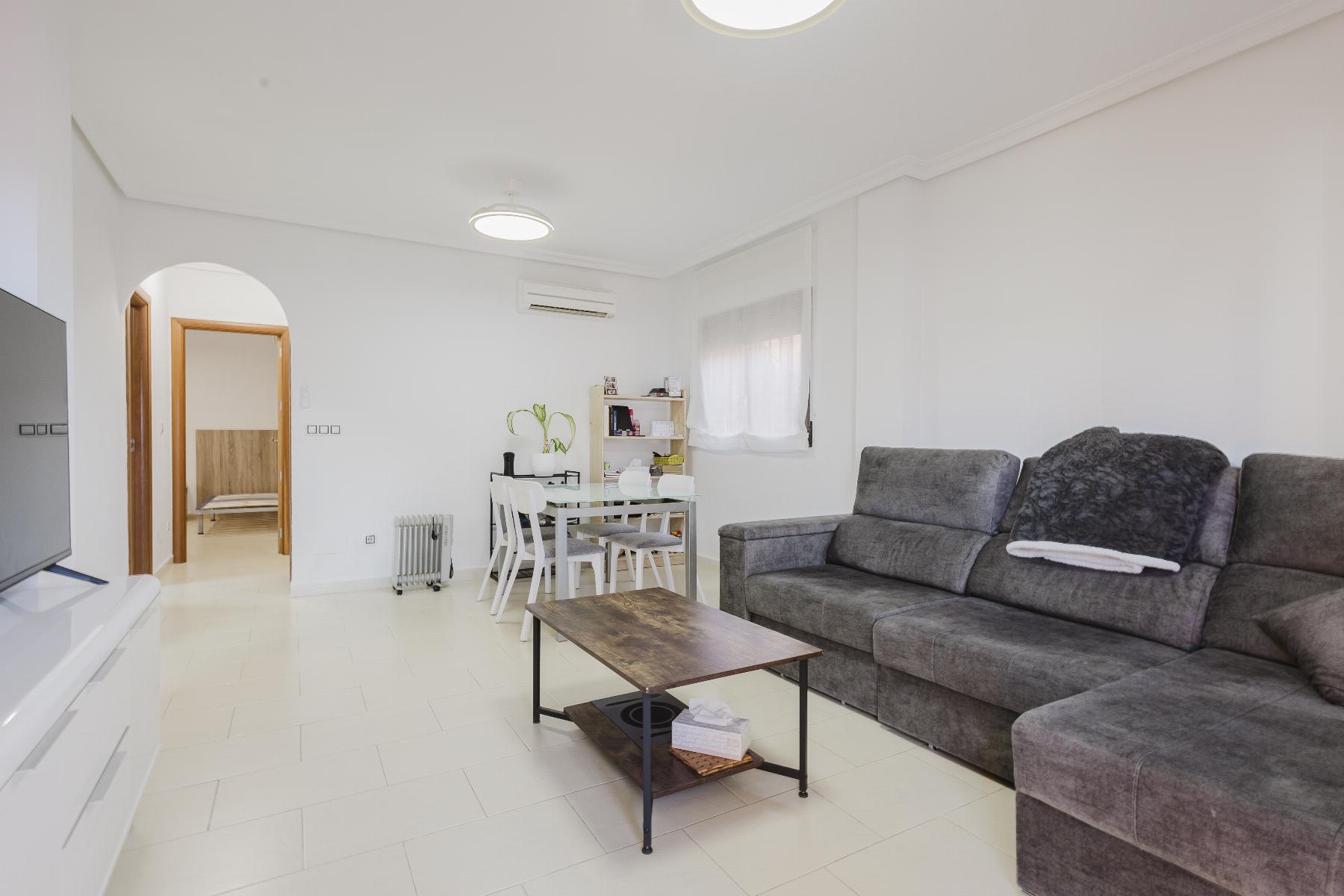 Villa i Torrevieja, Alicante, Spanien 2 sovrum, 79 kvm. Nr. 155367