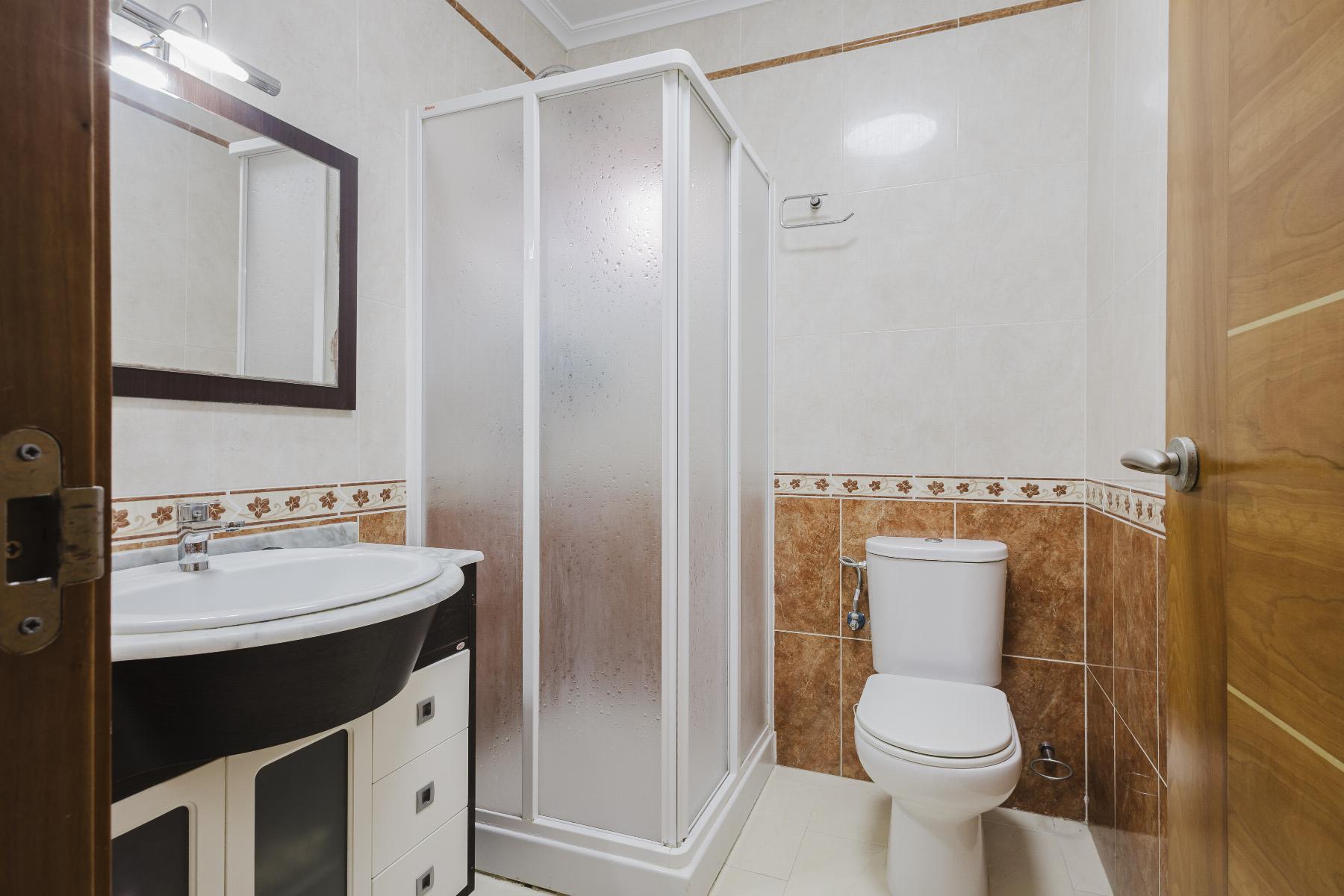 Villa i Torrevieja, Alicante, Spanien 2 sovrum, 79 kvm. Nr. 155367