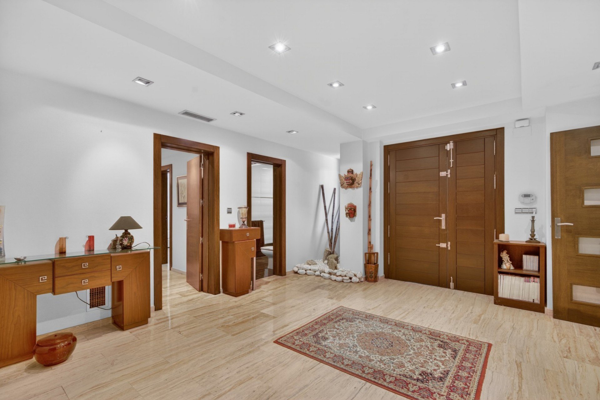 Villa en Santa Pola, Alicante, España 5 dormitorios, 265 m2 No. 155365