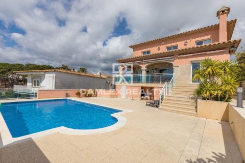 Willa w Palamos, Girona, Hiszpania 5 sypialni, 322 mkw. nr 176884 – zdjęcie 2