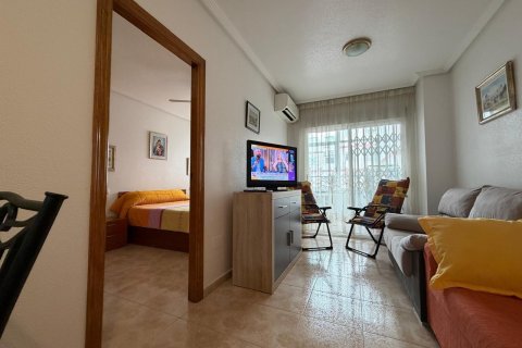 Apartment for sale in Torrevieja, Alicante, Spain 1 bedroom, 43 sq.m. No. 184348 - photo 6