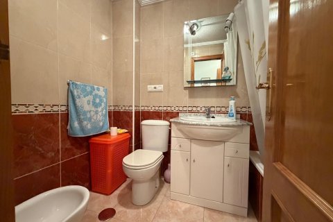 Apartment for sale in Torrevieja, Alicante, Spain 1 bedroom, 43 sq.m. No. 184348 - photo 3