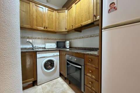 Apartment for sale in Torrevieja, Alicante, Spain 1 bedroom, 43 sq.m. No. 184348 - photo 5